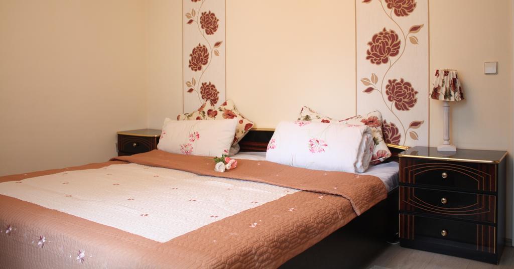 Ferienwohnung Baden Bliss エクステリア 写真