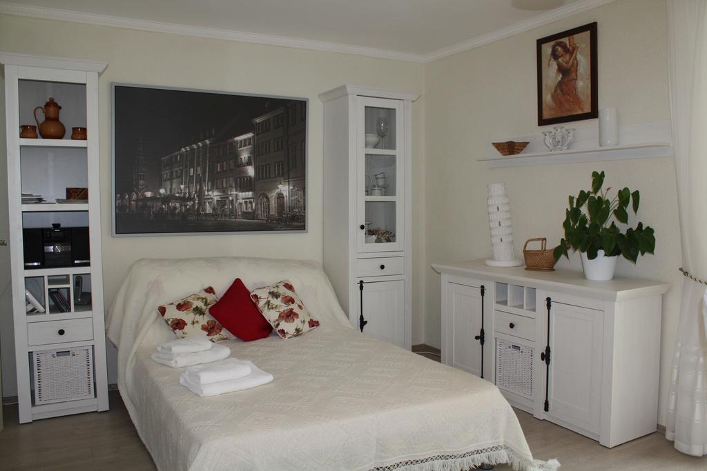 Ferienwohnung Baden Bliss エクステリア 写真