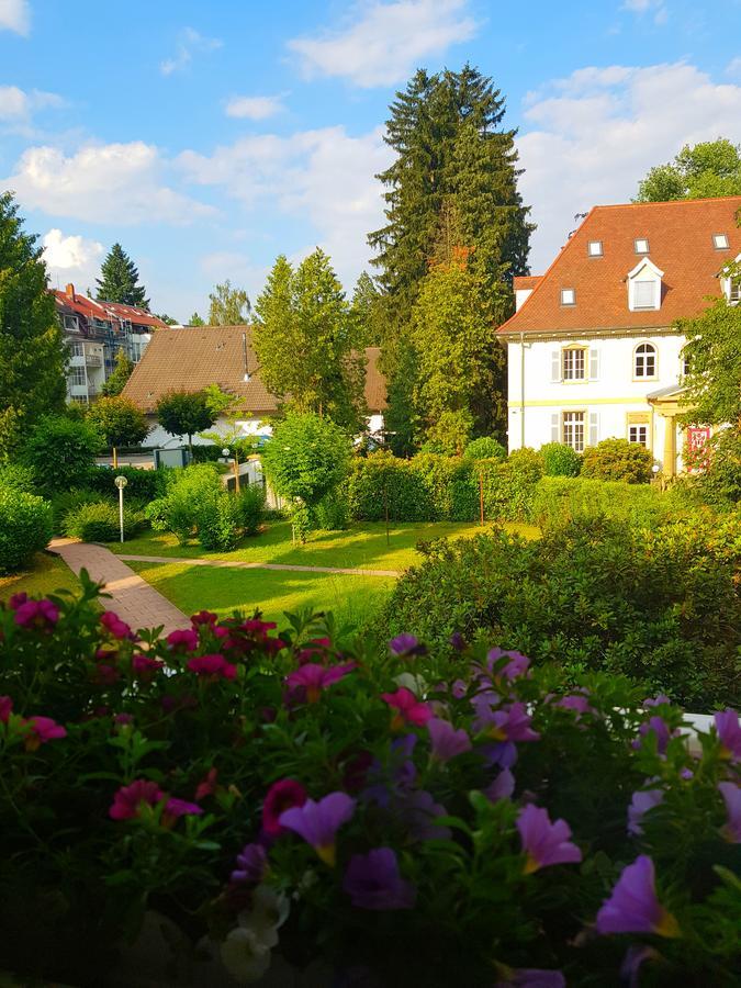 Ferienwohnung Baden Bliss エクステリア 写真